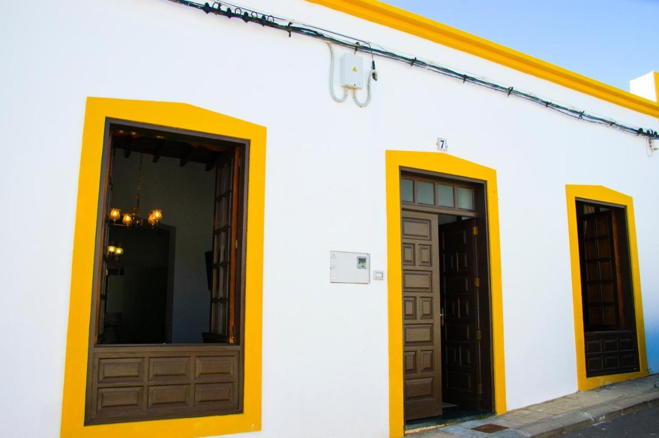 Отель Casa Abuela Elena Ариа Экстерьер фото